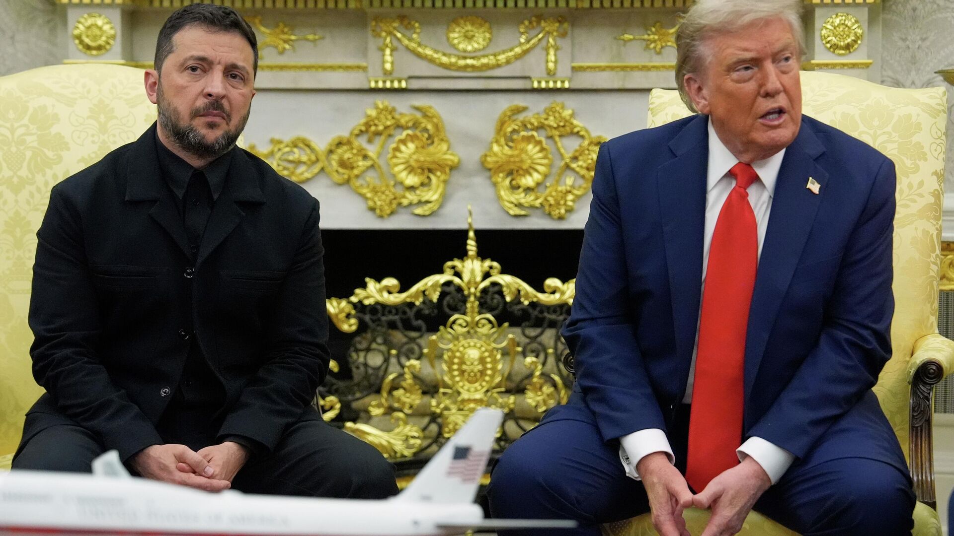 Трамп и Зеленский вели переговоры около 25 минут
